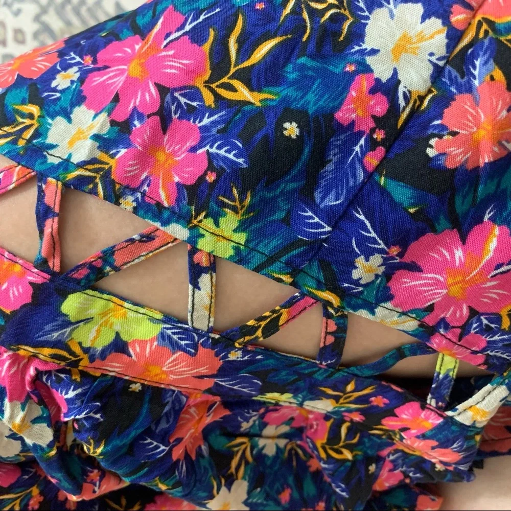 👗 H&M Floral Summer Dress - Picture 5 of 12